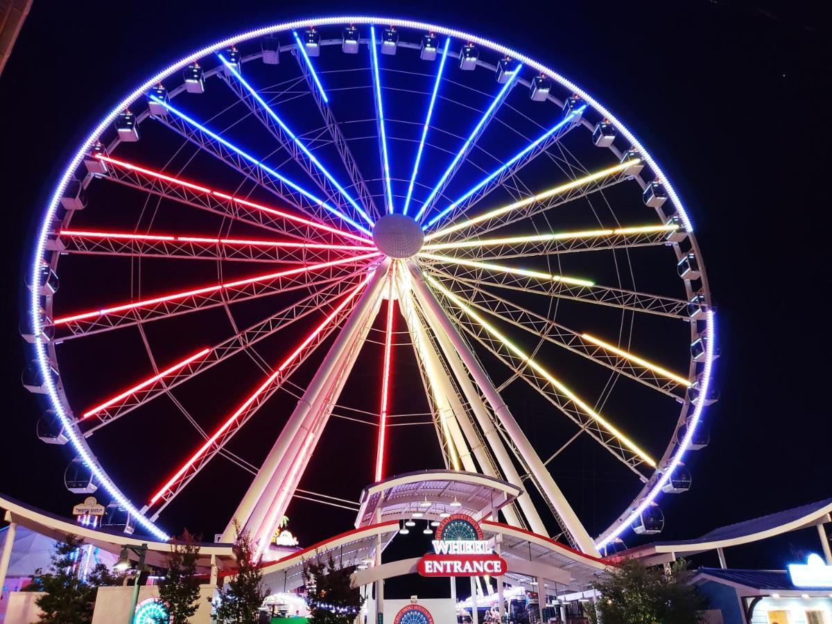 Hidden Creek, Pool Table, Hot Tub, 1089 Free Tickets Each Paid Day, Dollywood And More Gatlinburg Eksteriør billede